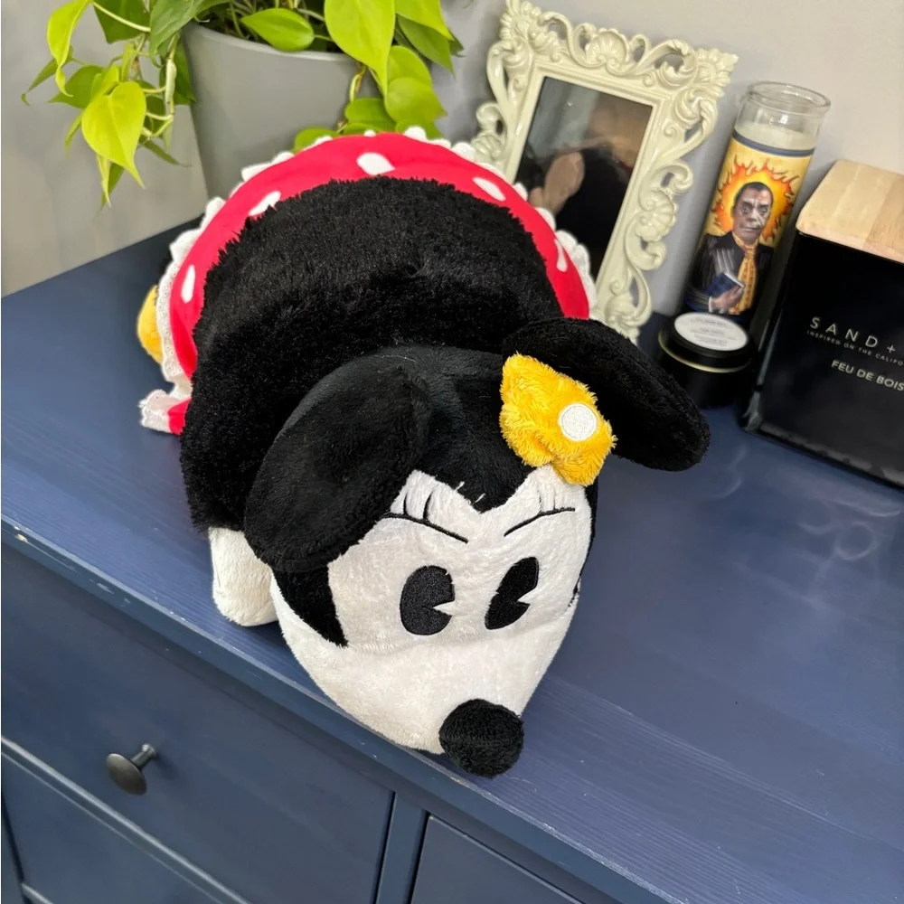 Disney Classic Minnie Mouse Pillowpet